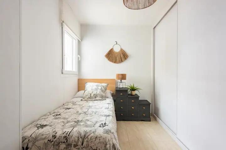 Lunaroom Center & Quiet Guesthouse Malaga Room photo